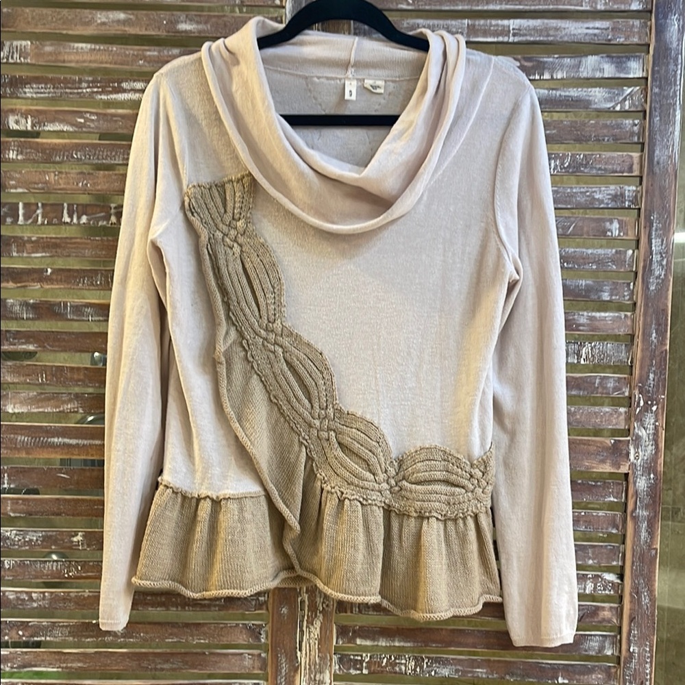Elegant Beige Sweater with Textured Design